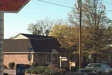 More Photos Of 510 S Sycamore St, Petersburg Medical For Lease