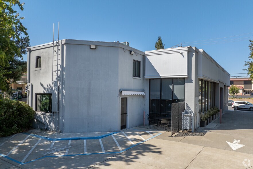 More Photos Of 635 Ygnacio Valley Rd, Walnut Creek Freestanding For Sale