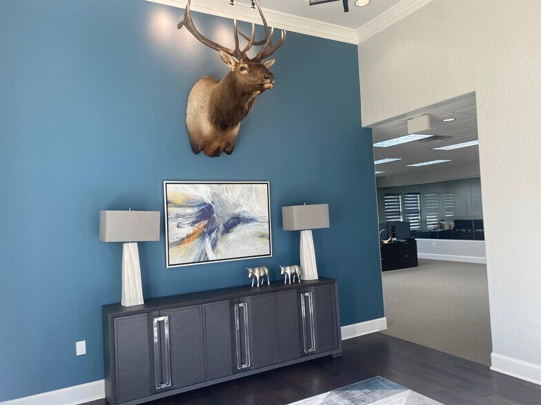 More Photos Of 2200 Pool Rd, Grapevine Office For Lease