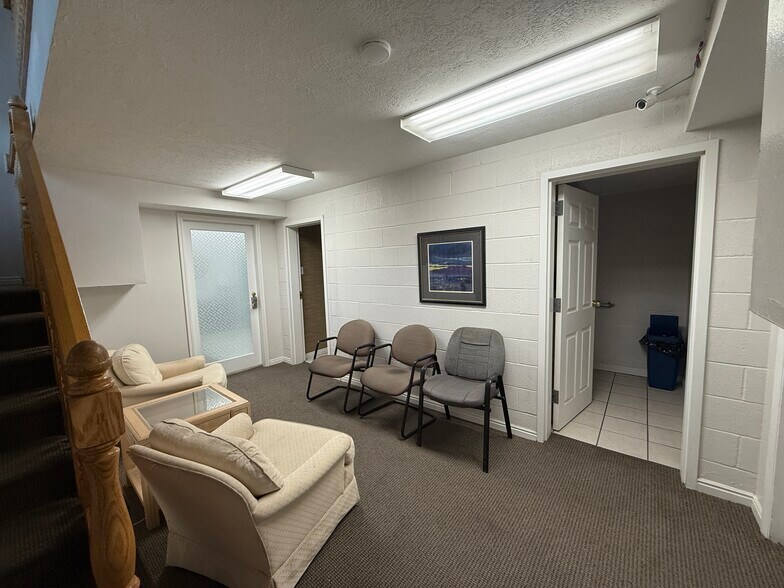 More Photos Of 560 S State, Orem Office For Sale