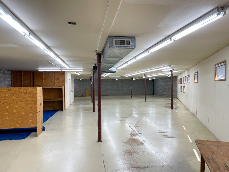 More Photos Of 5555 Ne Cornelius Pass Rd, Hillsboro Manufacturing For Sale