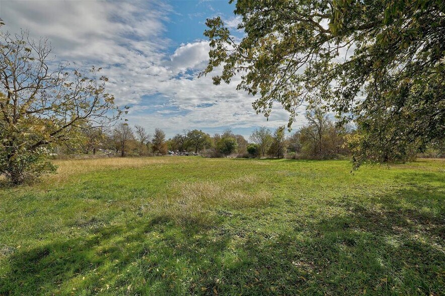 Primary Photo Of 209 Fallwell St, Liberty Hill Land For Sale