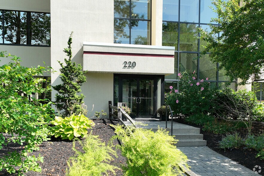 More Photos Of 220 Broadway, Lynnfield Office Residential For Sale