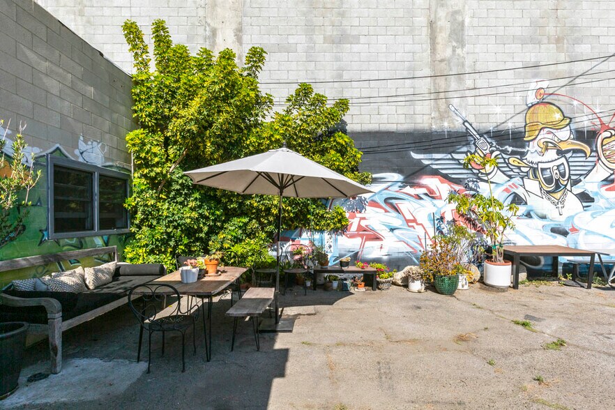 More Photos Of 5908 Barton Ave, Los Angeles Loft Creative Space For Sale