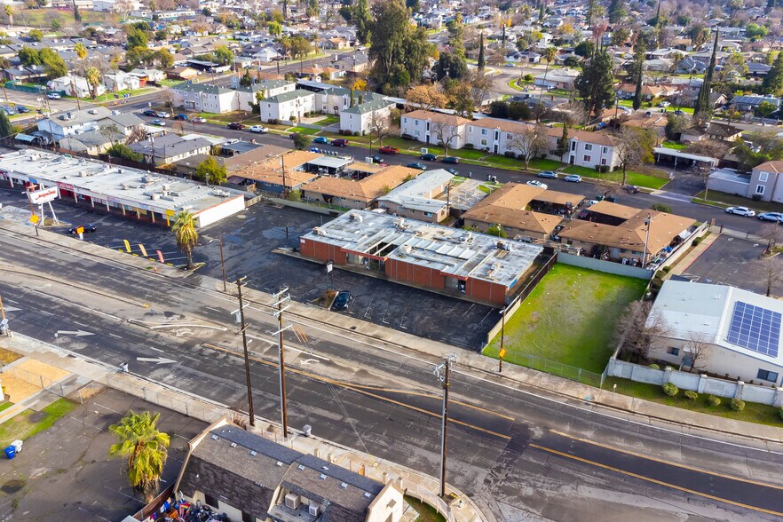 More Photos Of 1524 N West Ave, Fresno Office For Sale