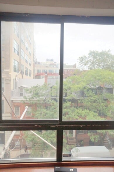 More Photos Of 30 Vandam St, New York Loft Creative Space For Lease