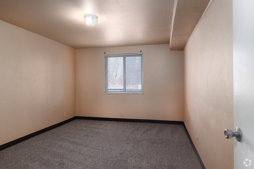 More Photos Of 9860 Le Coeur Ct, Saint Ann Apartments For Sale