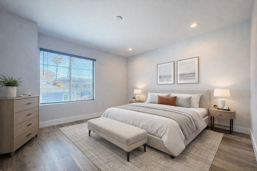 More Photos Of 1420 Pacific Beach Dr, San Diego Apartments For Sale