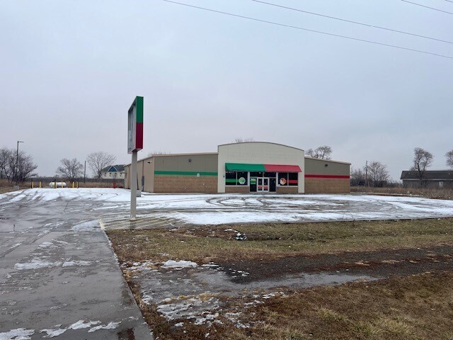 Primary Photo Of 817 SD-47, Fort Thompson Freestanding For Lease