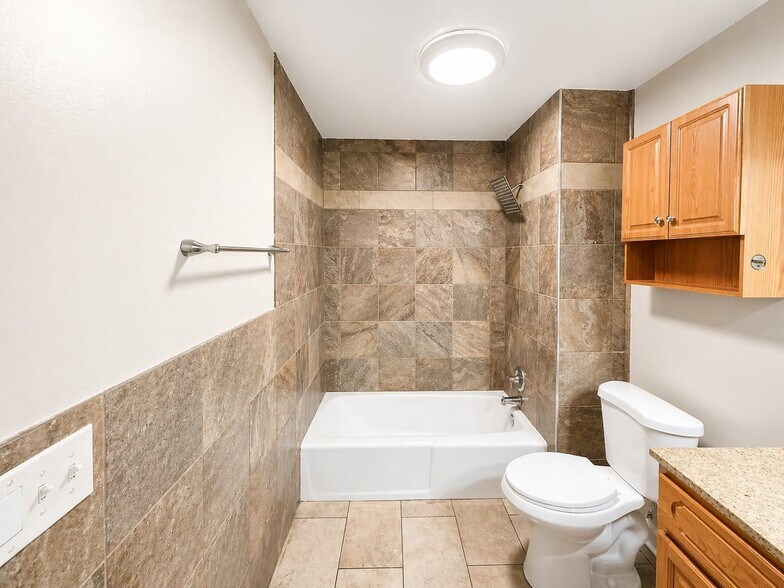More Photos Of 555 N DuPont Ave, Madison Apartments For Sale