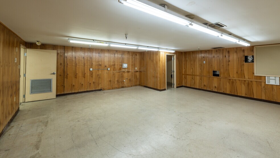 More Photos Of 4600 Hardy St, Hattiesburg Freestanding For Lease