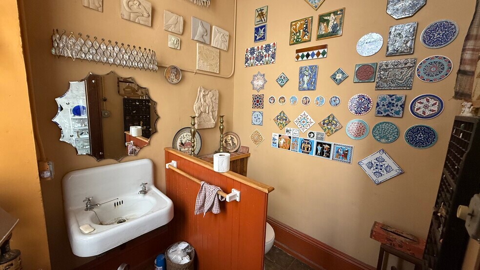 More Photos Of 408 Northampton St, Easton Storefront Retail Residential For Sale