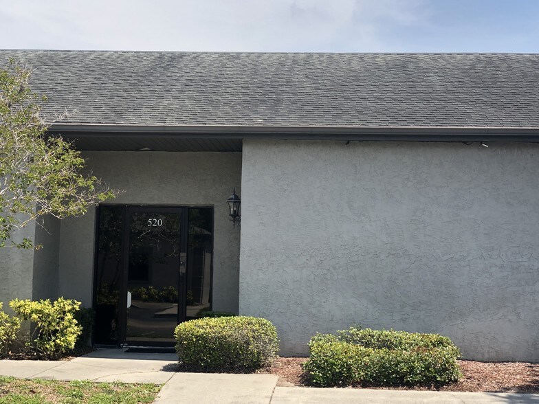 More Photos Of 13555 Automobile Blvd, Clearwater Medical For Lease