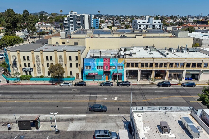 More Photos Of 646 N Western Ave, Los Angeles General Retail For Sale