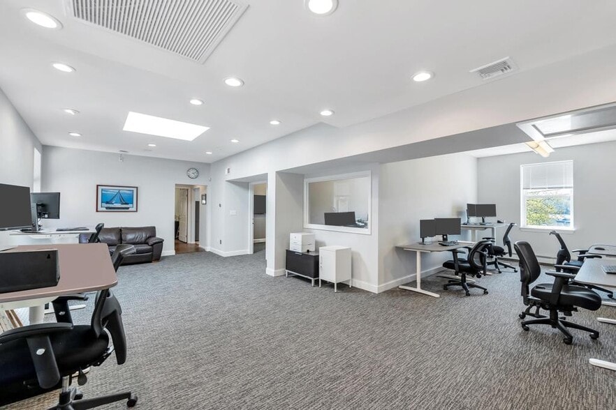 More Photos Of 39 Main St, Northport Office For Lease