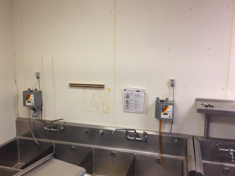 More Photos Of 115 Davis Cir SW, Marietta Food Processing For Lease