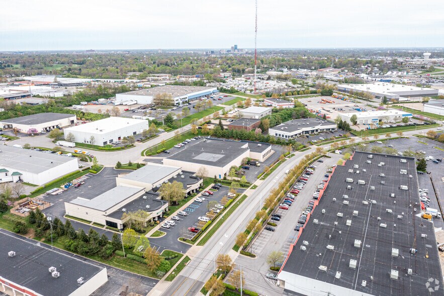 More Photos Of 2437 Fortune Dr, Lexington Warehouse For Lease