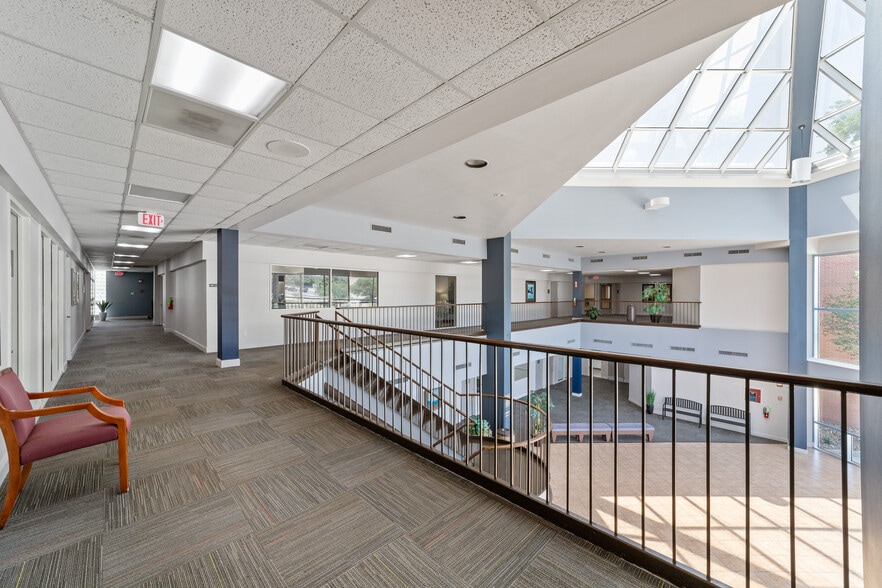 More Photos Of 2020 Babcock Rd, San Antonio Medical For Lease