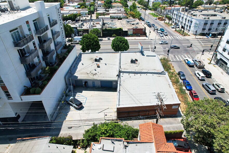 More Photos Of 6035 W Pico Blvd, Los Angeles Storefront Retail Office For Sale