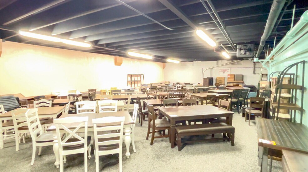 More Photos Of 174 W 200 N, Cedar City General Retail For Sale