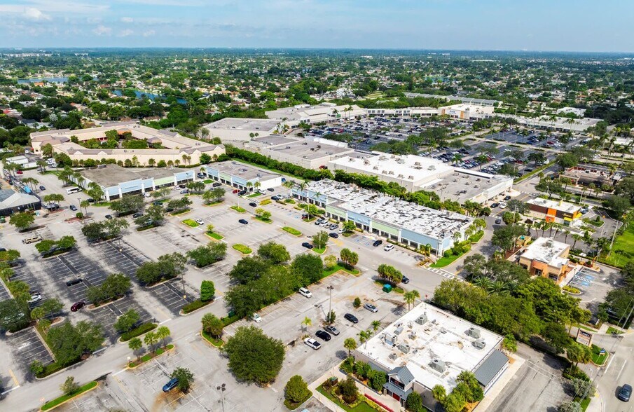 More Photos Of 130 N University Dr, Pembroke Pines Unknown For Lease
