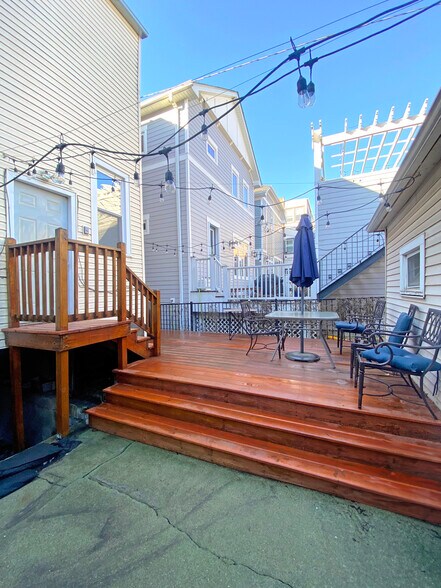 More Photos Of 2754 W Giddings St, Chicago Apartments For Sale