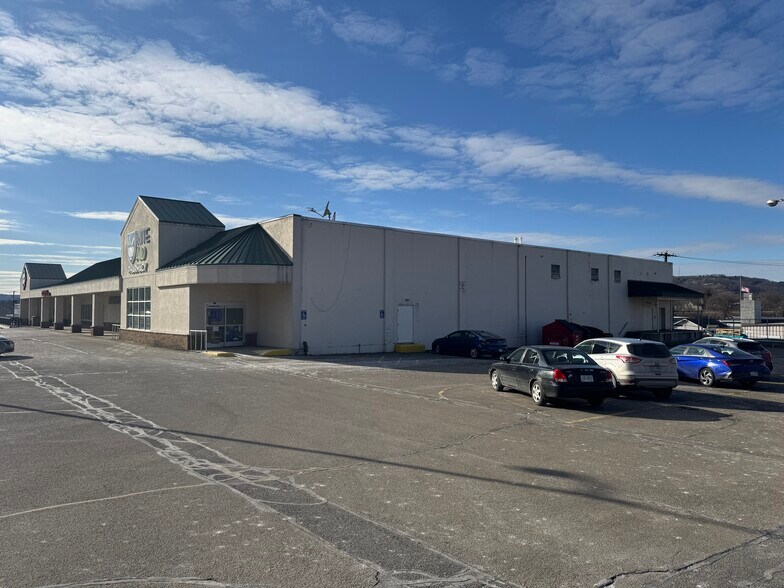 More Photos Of , Binghamton Unknown For Sale