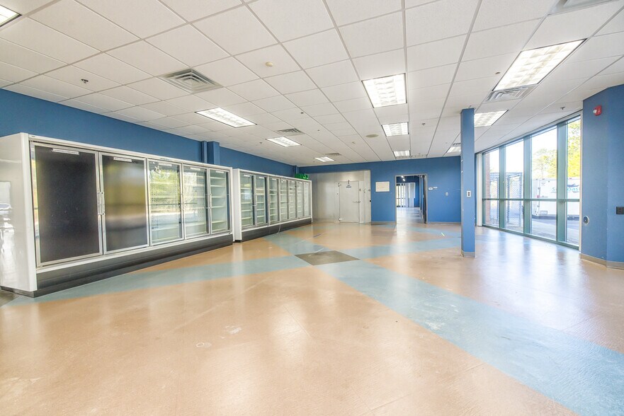 More Photos Of 4332 Southport-Supply Rd, Southport Medical For Sale