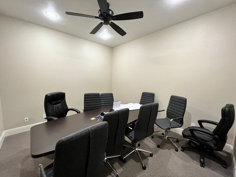 More Photos Of 4313 N County Rd W, Odessa Office For Sale