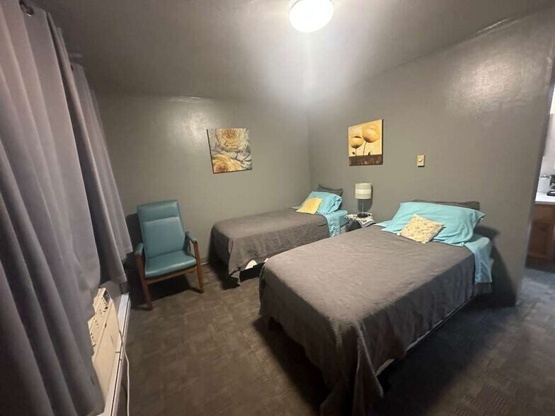 More Photos Of 810 E US Hwy 275, Ewing Hotel For Sale