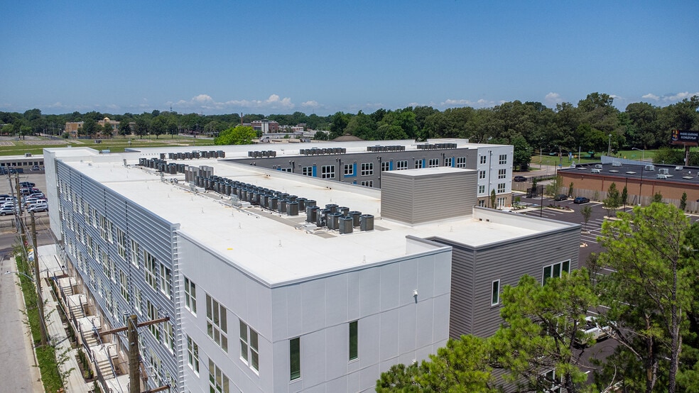 More Photos Of 300 S Hollywood St, Memphis Apartments For Sale