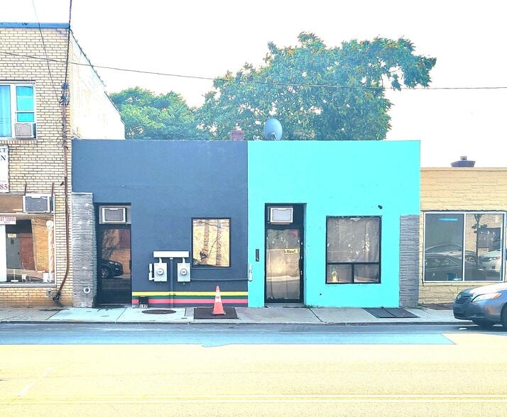 Primary Photo Of 197-199 N Main St, Freeport Storefront For Sale