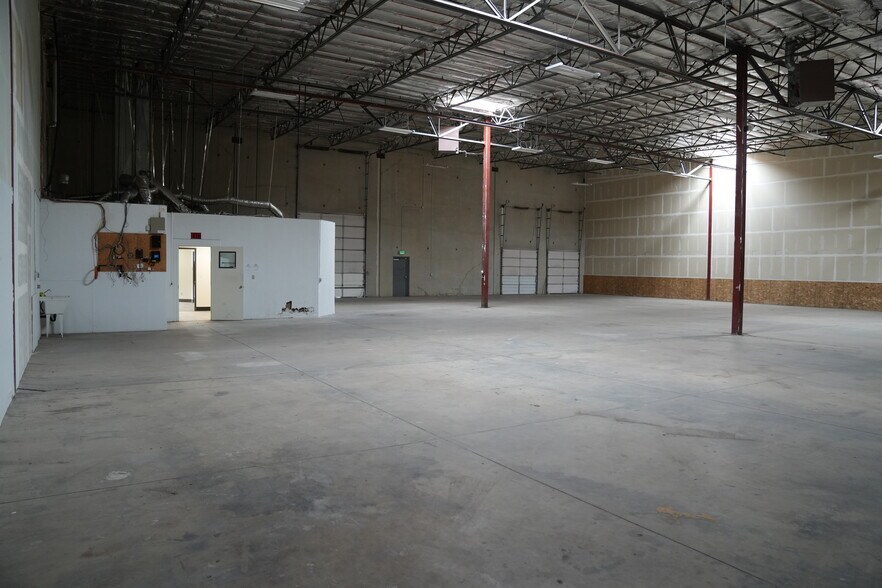 More Photos Of 911 Linda Way, Sparks Warehouse For Lease
