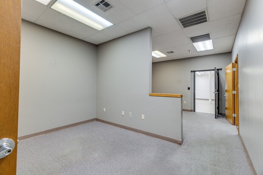More Photos Of 401 Thomas Rd, West Monroe Medical For Lease