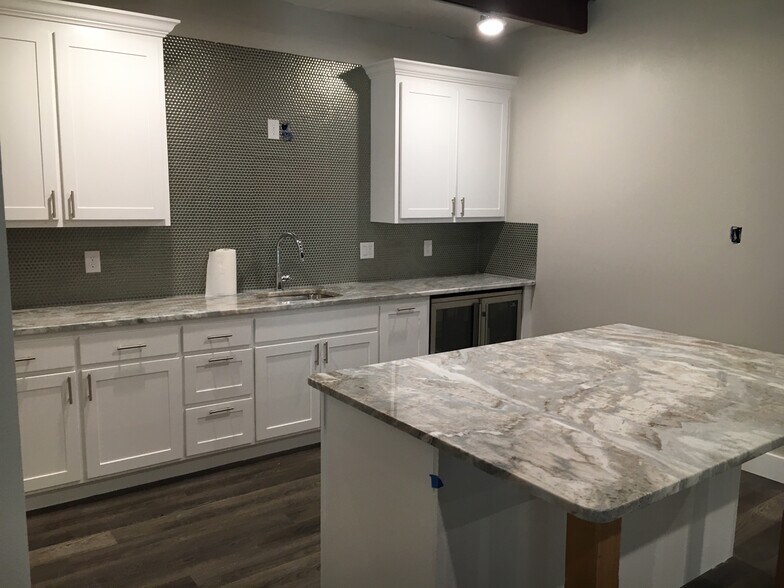 More Photos Of 14430 Fm 718, Fort Worth Warehouse For Lease