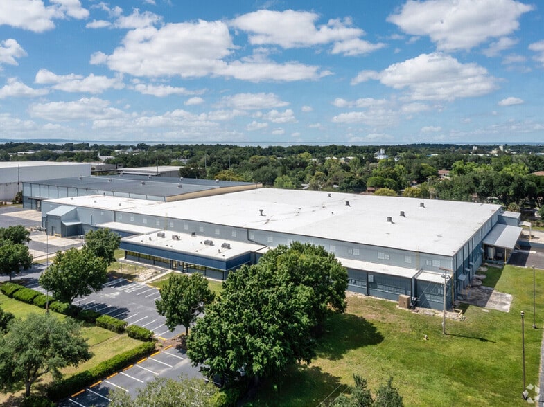 More Photos Of 851 E Maple St, Winter Garden Manufacturing For Lease
