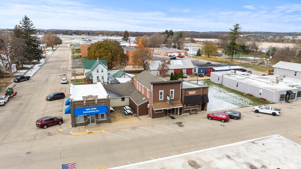 Primary Photo Of 208 N Walnut St, Stillman Valley General Retail For Sale