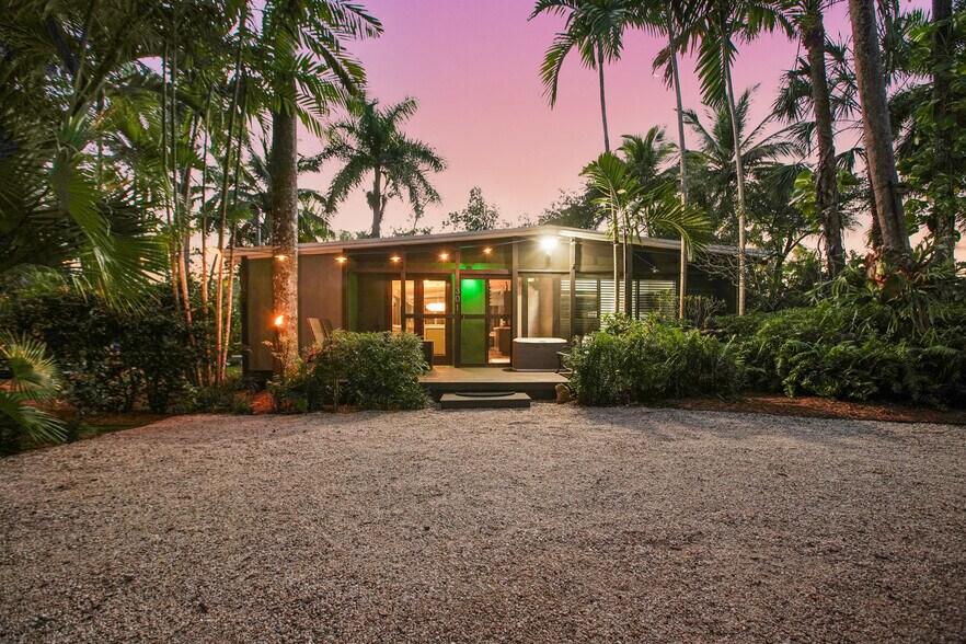 Primary Photo Of 301 Kennelworth Pl, Fort Lauderdale Specialty For Sale