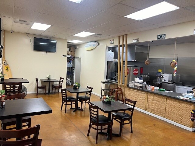 More Photos Of 425 E Foothill Blvd, Azusa Restaurant For Lease