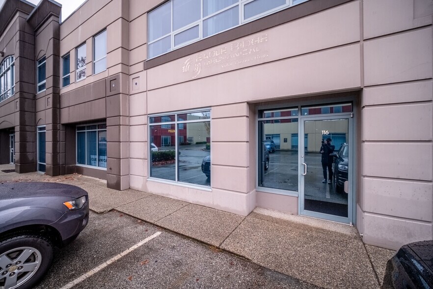 More Photos Of 1515 Broadway St, Port Coquitlam Warehouse For Lease