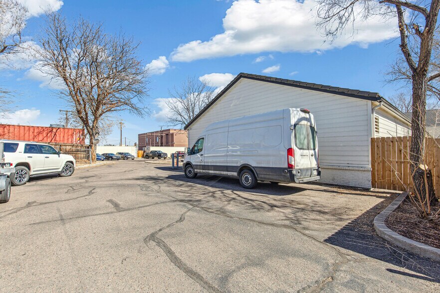 More Photos Of 1435 Wadsworth Blvd, Lakewood Storefront For Sale