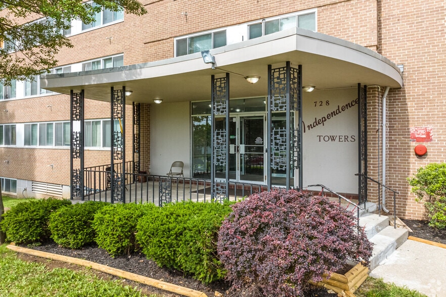 More Photos Of 728 Jennings Rd, Independence Apartments For Sale