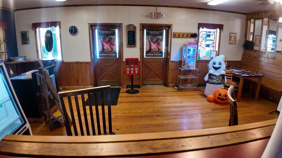 More Photos Of 6335 W Andrew Johnson Hwy, Greeneville Restaurant For Sale