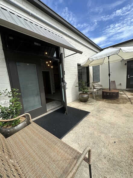 More Photos Of 1530 DeKalb Ave NE, Atlanta Storefront Retail Office For Lease