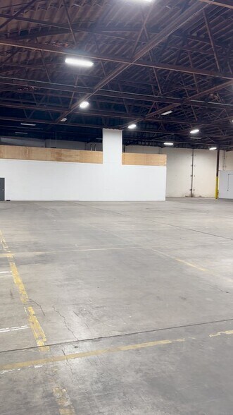 More Photos Of 2729 Pacific Blvd SW, Albany Warehouse For Lease