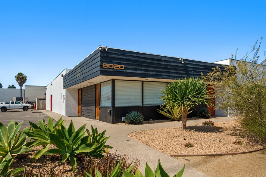 More Photos Of 8020 Ronson Rd, San Diego Warehouse For Lease
