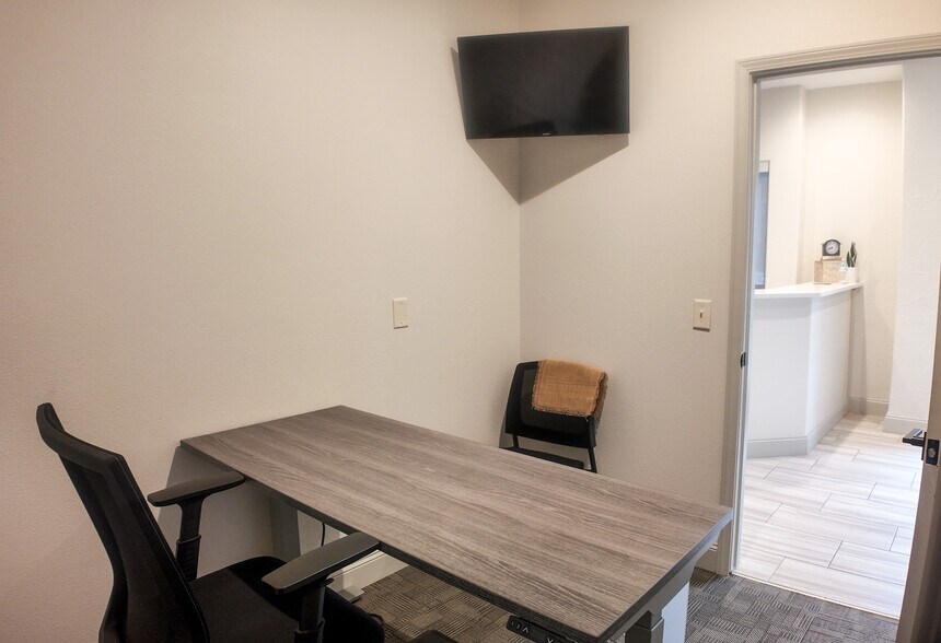 More Photos Of 6212 S Pinnacle Pl, Sioux Falls Office For Lease