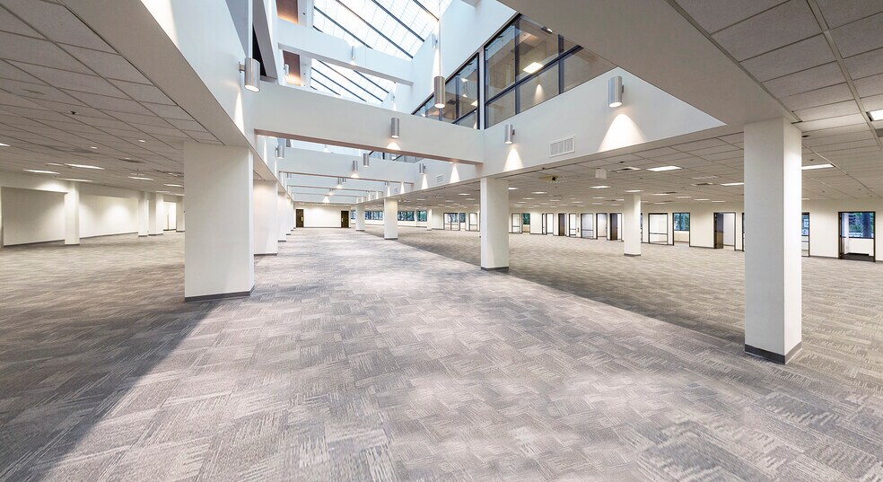 More Photos Of 3000 W Alameda Ave, Burbank Movie Radio TVStudio For Lease