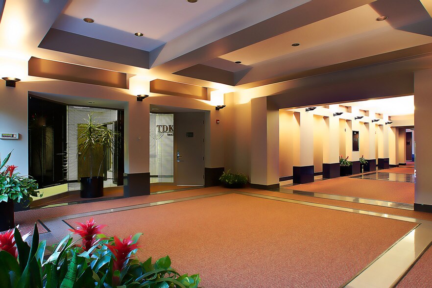 More Photos Of 12977 N 40 Dr, Creve Coeur Office For Lease