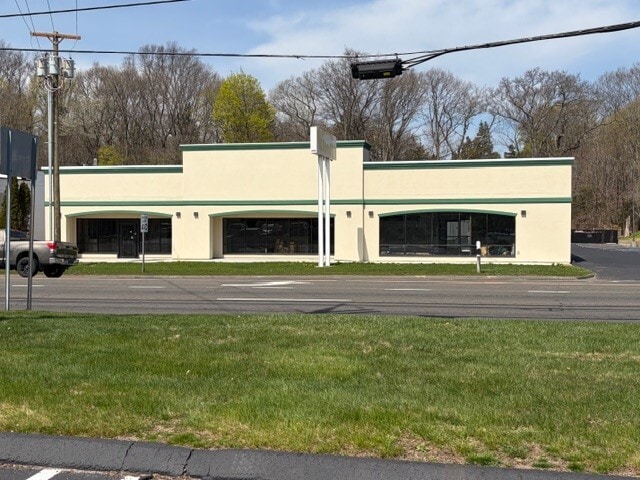 Primary Photo Of 449 Boston Post Rd, Orange Freestanding For Lease